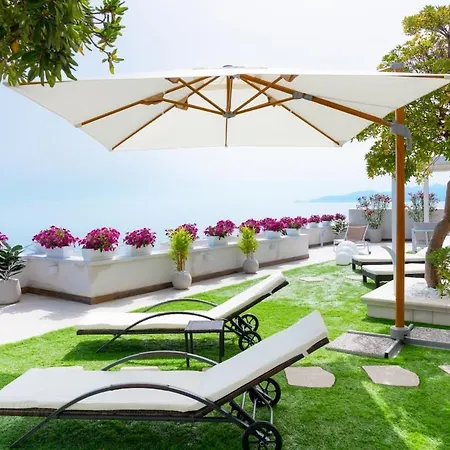 Roy Beachfront Altavilla Milicia