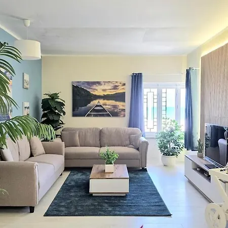 Roy Beachfront ألتافيلا ميليتشا