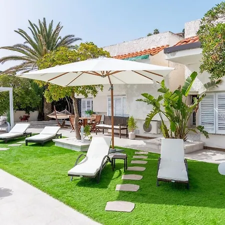 فيلة Roy Beachfront ألتافيلا ميليتشا