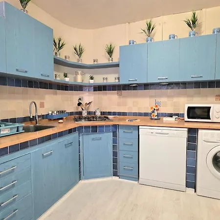 فيلة Roy Beachfront ألتافيلا ميليتشا